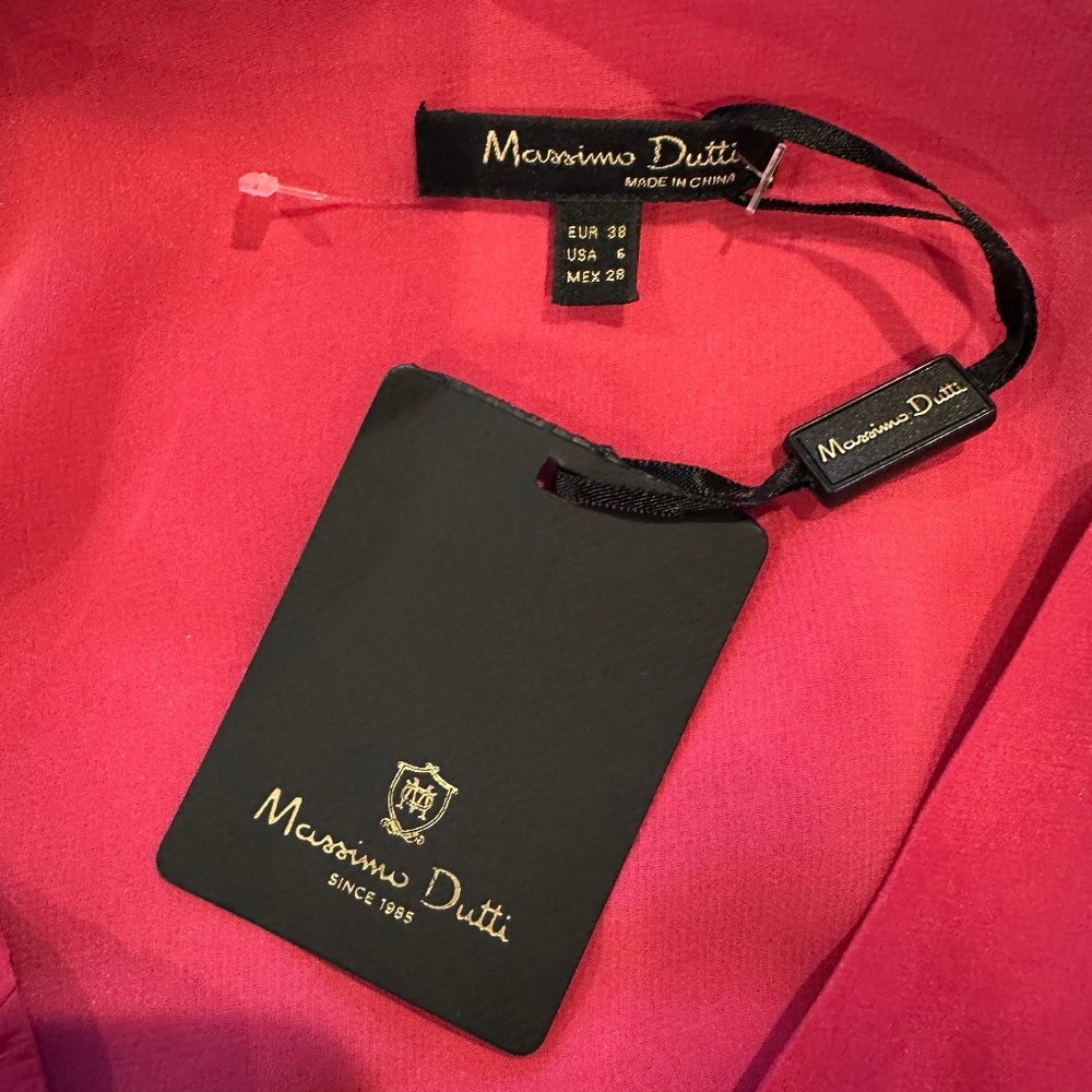 Women’s dress, size 6. Vibrant pink